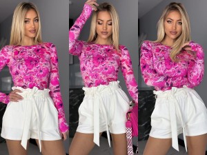 Bluzka z rozcięciem na kciuku   