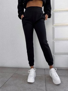 Spodnie dresowe CLASSIC – czarne by me 