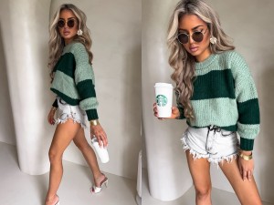 Sweter LEGEND pasy – zieleń by me 