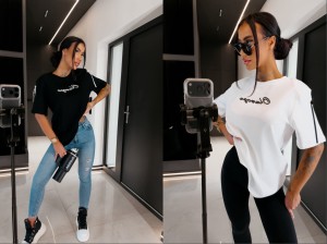 T-shirt AVELYNE olavoga 