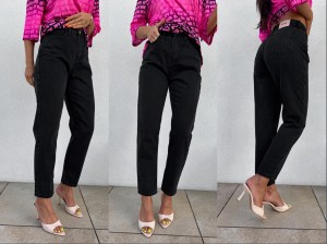 Jeansy MOM FIT – czarne by me 