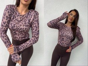 Bluzka ZOE print lampart – czekoladowa by me 